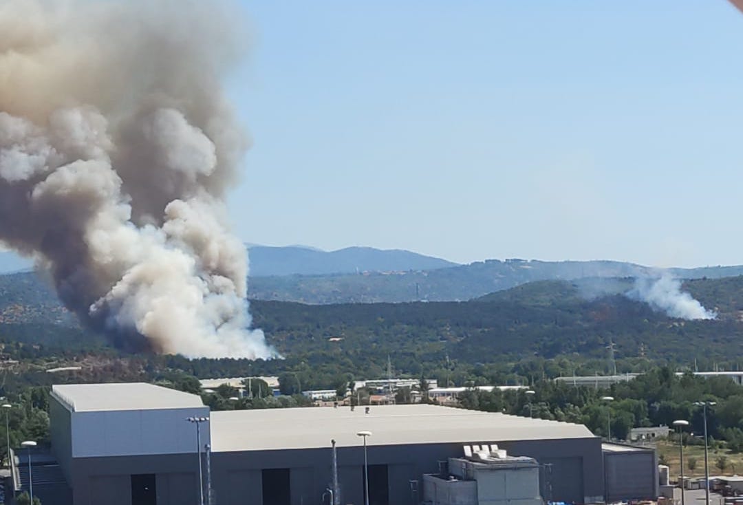 Il Carso continua a bruciare, scoppiati tre incendi in zona Lisert